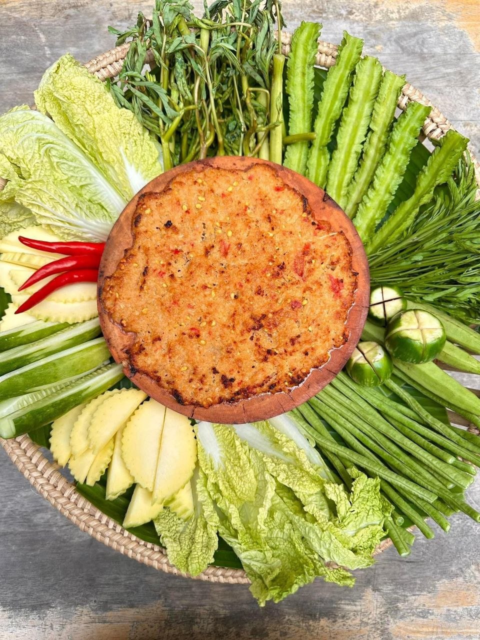 ប្រហុកអាំងជ្រុញ